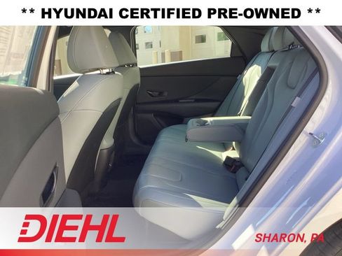Certified 2025 Hyundai Elantra Limited FWD image 16