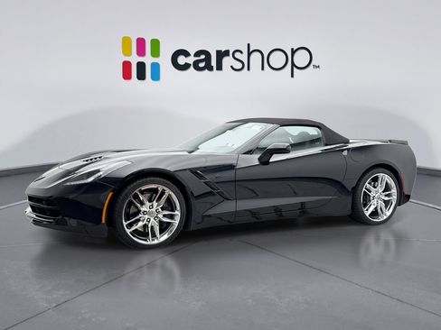 Used 2018 Chevrolet Corvette Stingray Convertible Z51 2LT RWD image 1