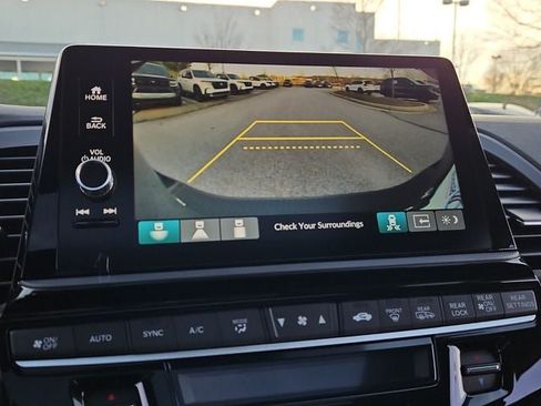 Certified 2026 Honda Odyssey Elite image 11