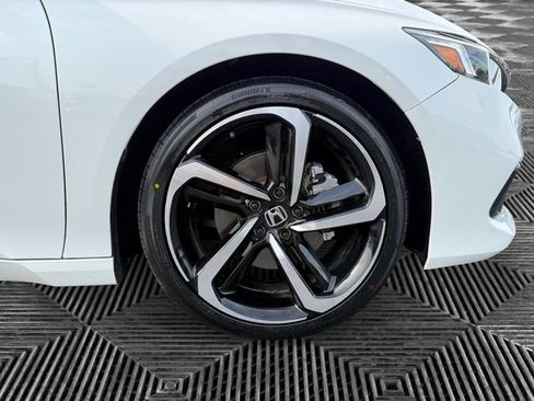 Used 2021 Honda Accord Sport Special Edition image 9
