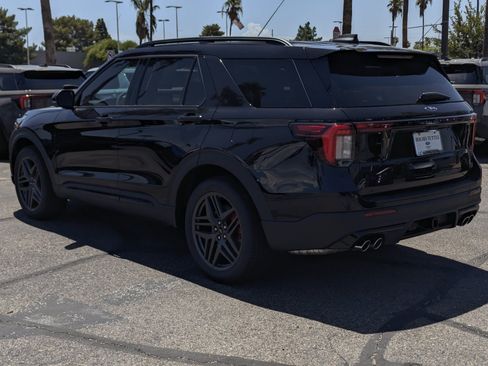 New 2026 Ford Explorer ST w/ Sun And Sound Package AWD/4WD image 4