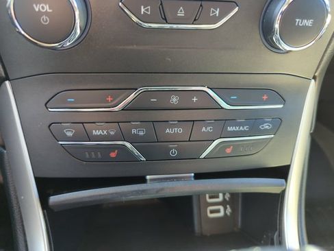 Used 2016 Ford Edge SEL w/ Equipment Group 201A FWD image 45