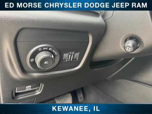 Used 2024 Jeep Grand Cherokee L Limited w/ Luxury Tech Group II AWD/4WD image 24