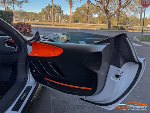 Used 2024 Ferrari SF90 Stradale XX image 34