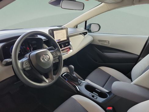 Certified 2026 Toyota Corolla LE FWD image 8