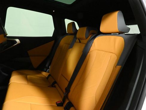 Used 2025 BMW X3 xDrive30i w/ Premium Package image 4