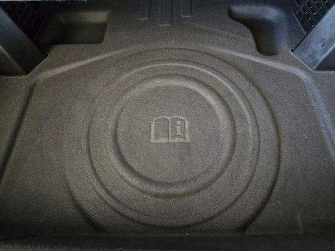 Used 2019 Chevrolet Equinox LT image 11