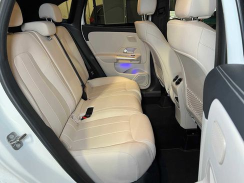 Certified 2025 Mercedes-Benz GLA 250 4MATIC image 14