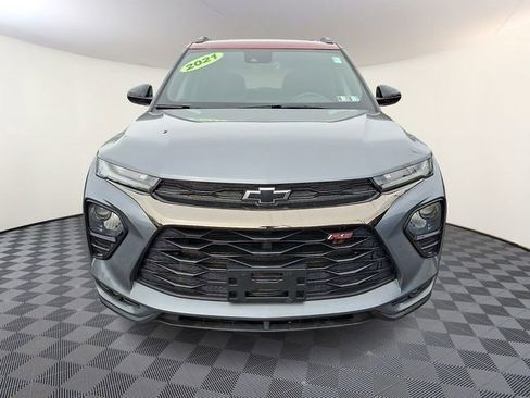 Used 2021 Chevrolet TrailBlazer RS w/ Sun and Liftgate Package AWD/4WD image 2