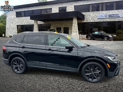 Used 2024 Volkswagen Tiguan SE AWD/4WD image 4