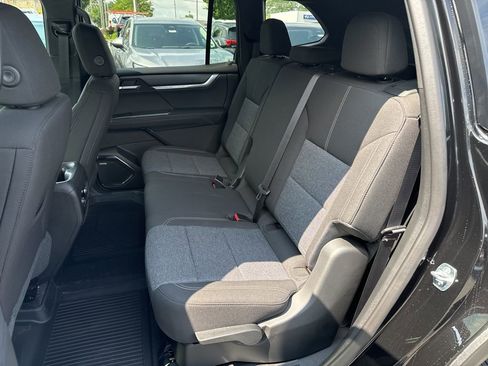 New 2025 GMC Acadia Elevation w/ LPO, Floor Liner Package image 11