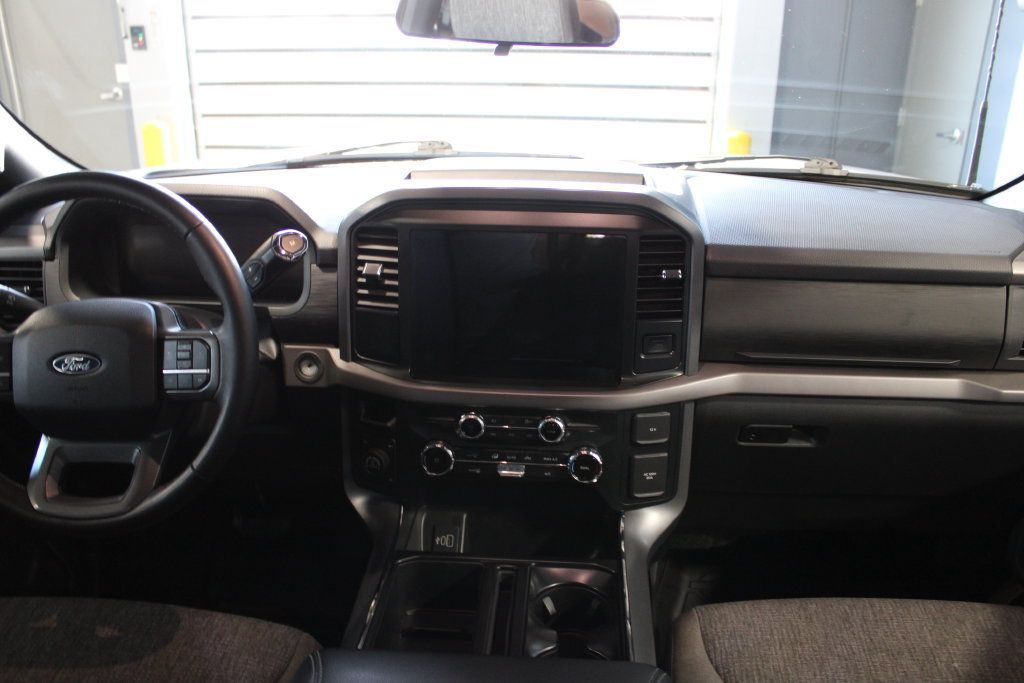 Used 2025 Ford F150 XLT w/ Equipment Group 301A Standard AWD/4WD image 15