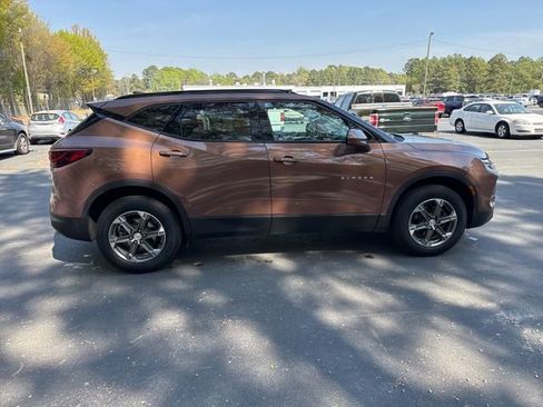 Used 2024 Chevrolet Blazer LT w/ Convenience Package FWD image 6