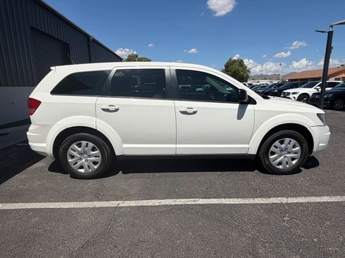 Used 2014 Dodge Journey American Value Package w/ Flexible Seating Group FWD image 8