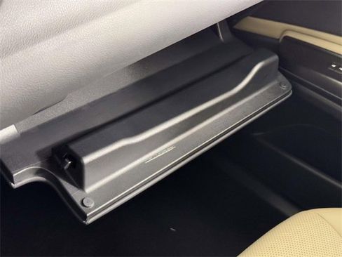 Used 2019 Lexus ES 350 image 30