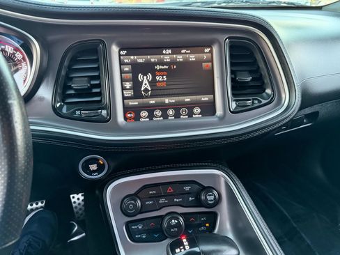 Used 2022 Dodge Challenger GT w/ Plus Package image 36