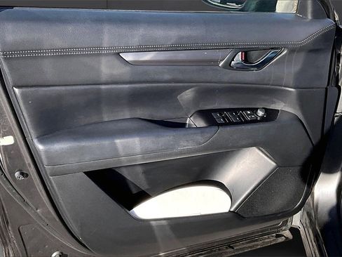 Used 2021 MAZDA CX-5 Touring image 18