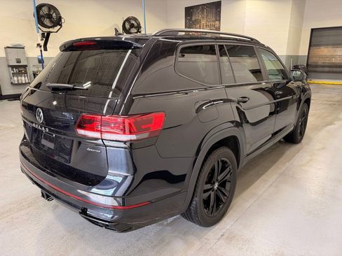 Used 2023 Volkswagen Atlas SEL R-Line AWD/4WD image 6