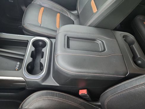 Used 2021 GMC Sierra 1500 AT4 w/ AT4 Preferred Package AWD/4WD image 32
