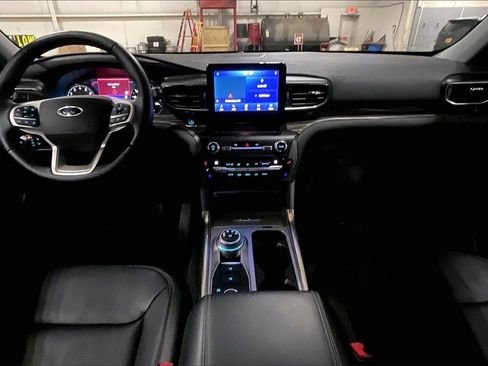 Certified 2020 Ford Explorer Limited image 14