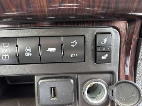 Used 2017 Chevrolet Traverse LT AWD/4WD image 30