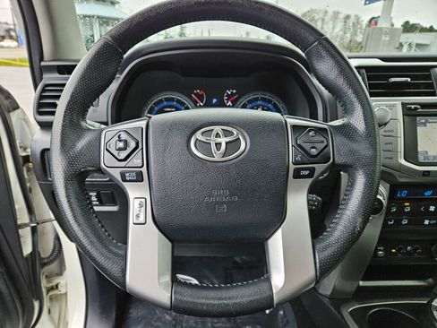 Used 2015 Toyota 4Runner Limited image 20