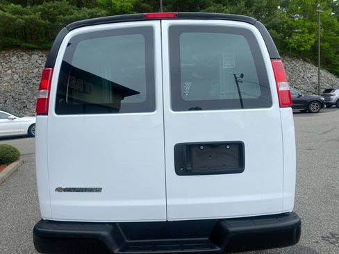 Used 2020 Chevrolet Express 2500 w/ Driver Convenience Package RWD image 26