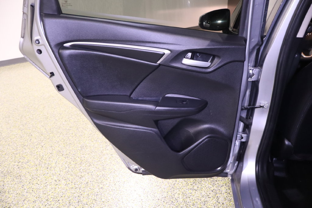 Used 2018 Honda Fit EX-L image 37