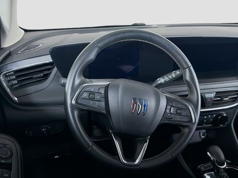Used 2025 Buick Encore GX Preferred FWD image 18