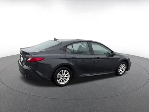 Used 2025 Toyota Camry LE image 14