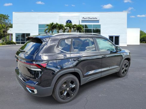 New 2026 Volkswagen Taos SEL AWD/4WD image 35