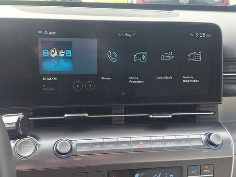 Used 2025 Hyundai Kona SEL FWD image 17