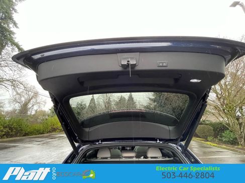 Used 2022 Audi e-tron Chronos w/ Chronos Package image 61