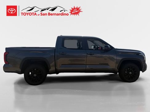 Used 2024 Toyota Tundra Limited AWD/4WD image 6
