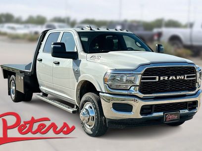 New 2024 RAM 3500 Tradesman w/ Chrome Appearance Group