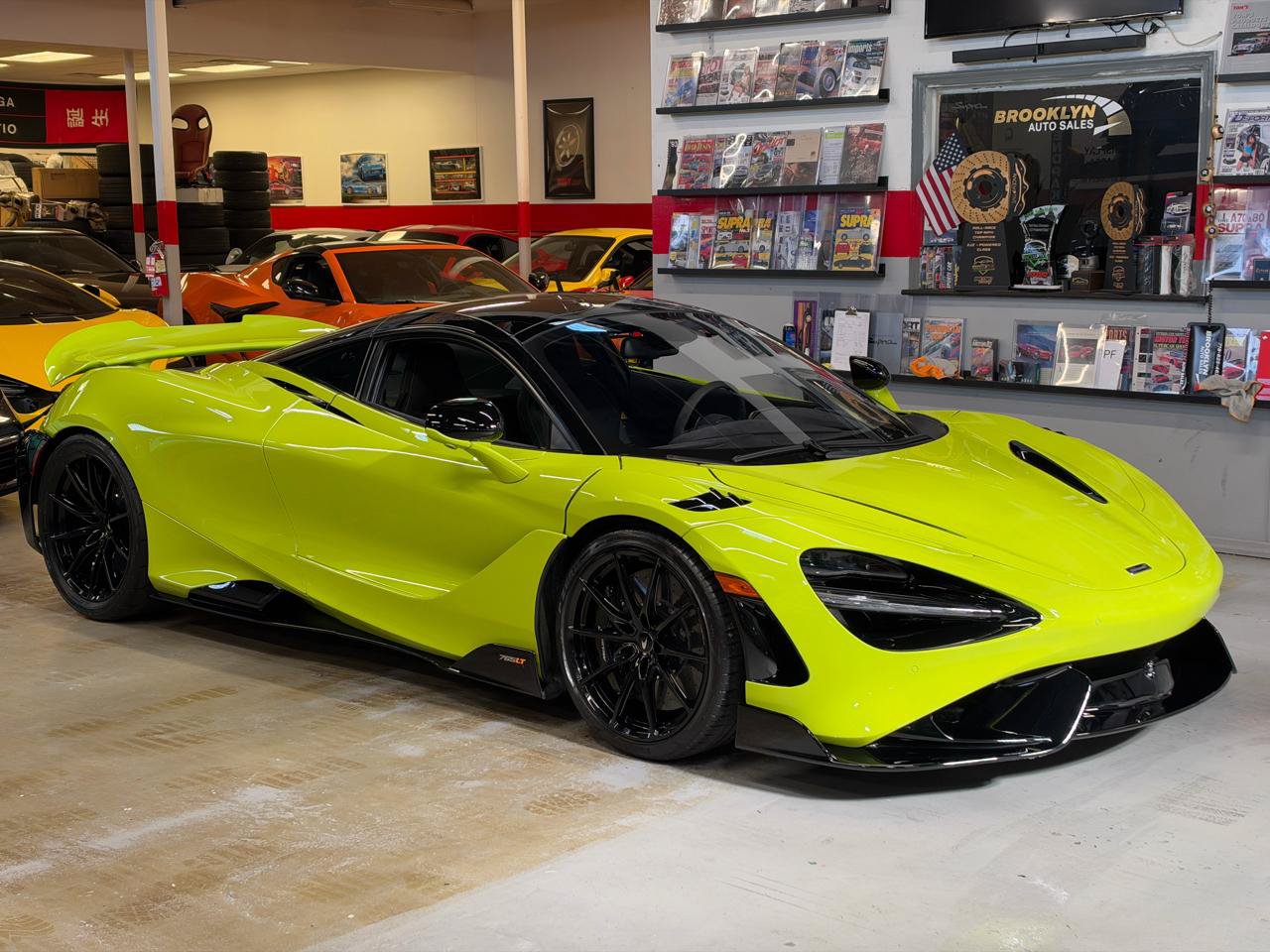 Used 2021 McLaren 765LT RWD image 6