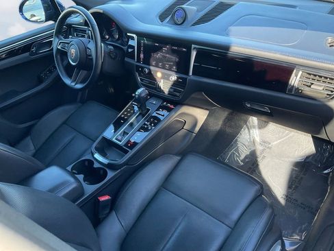 Used 2022 Porsche Macan image 27