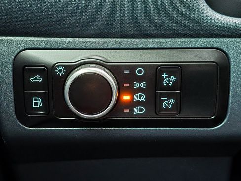 Used 2023 Ford Maverick XL image 25