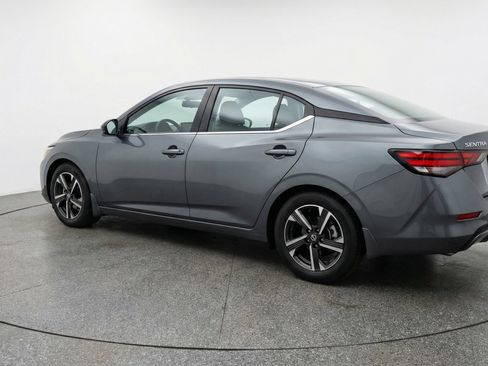 Used 2025 Nissan Sentra SV FWD image 6