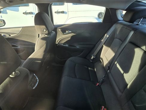 Used 2023 Chevrolet Malibu LT image 7