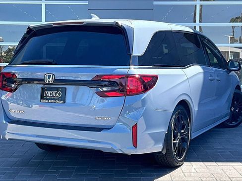 Used 2025 Honda Odyssey Sport-L image 13