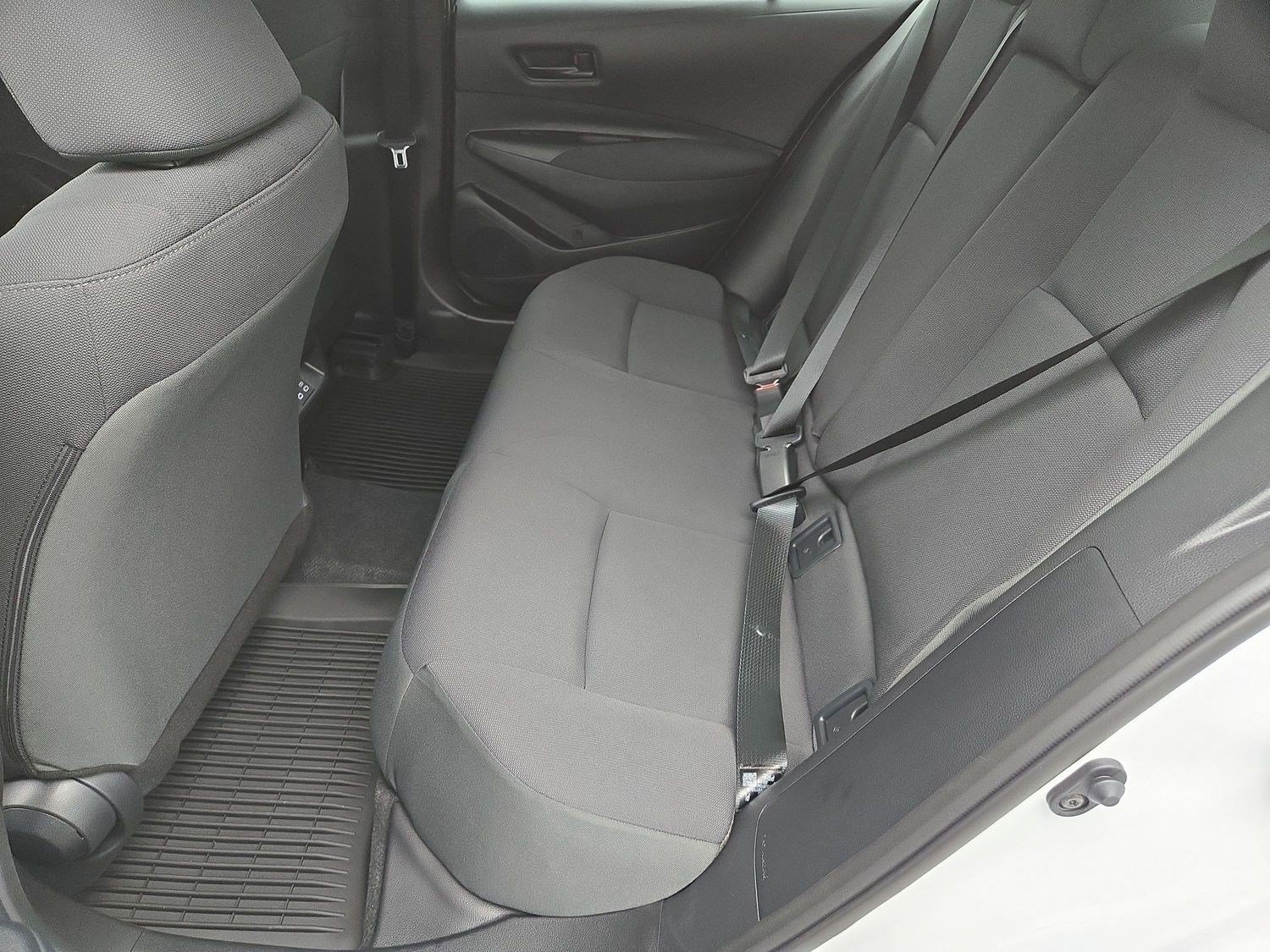 New 2027 Toyota Corolla LE w/ LE Premium Package FWD image 18