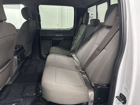 Used 2018 Ford F150 XLT w/ Equipment Group 302A Luxury AWD/4WD image 33