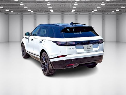 New 2026 Land Rover Range Rover Velar Dynamic SE image 3