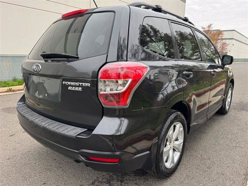 Used 2014 Subaru Forester 2.5i Premium AWD/4WD image 17
