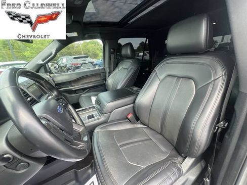 Used 2021 Ford Expedition Max Limited RWD image 25