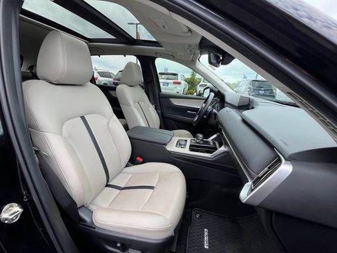 Used 2024 MAZDA CX-90 3.3 Turbo w/ Premium Package AWD/4WD image 12