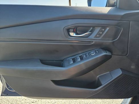 Used 2023 Honda Accord EX-L image 39