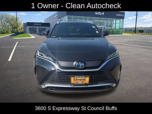 Used 2021 Toyota Venza XLE w/ Softex Package AWD/4WD image 2