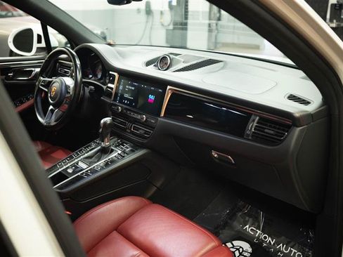 Used 2020 Porsche Macan S AWD/4WD image 15